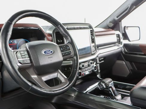 Used 2022 Ford F150 Lariat w/ Equipment Group 502A High image 26