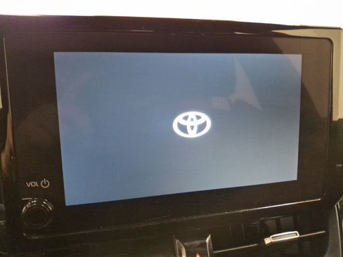 Used 2024 Toyota Corolla SE image 22