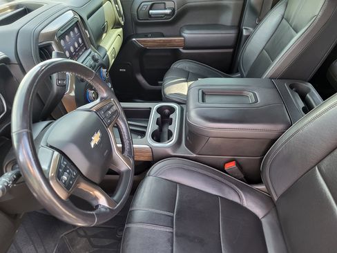 Certified 2022 Chevrolet Silverado 1500 High Country AWD/4WD image 12