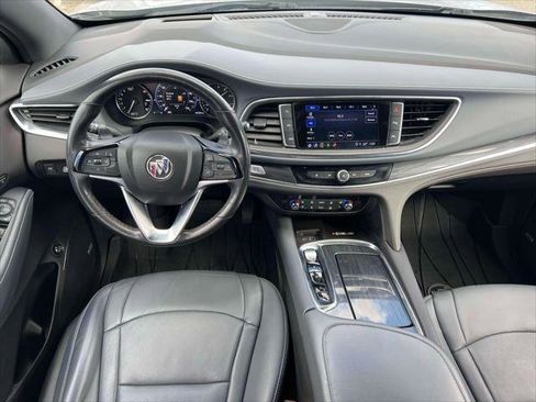 Used 2022 Buick Enclave Premium w/ Experience Buick Package image 9