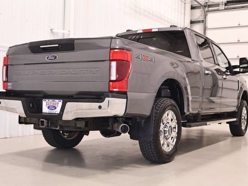 Certified 2022 Ford F250 Lariat w/ Lariat Ultimate Package AWD/4WD image 7