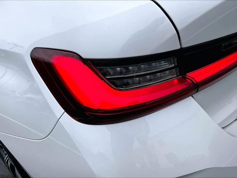 Certified 2024 BMW 330i Sedan w/ Premium Package image 27