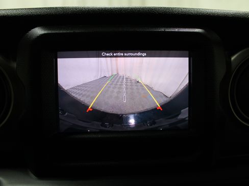 Used 2019 Jeep Wrangler Unlimited Sport S image 20