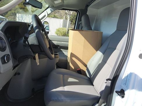 New 2026 Ford E-350 and Econoline 350 Super Duty w/ Power Equipment Group image 7