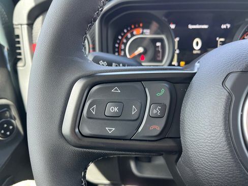 New 2026 Jeep Wrangler Unlimited Rubicon image 17