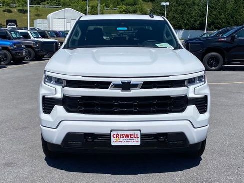 Used 2025 Chevrolet Silverado 1500 RST AWD/4WD image 8