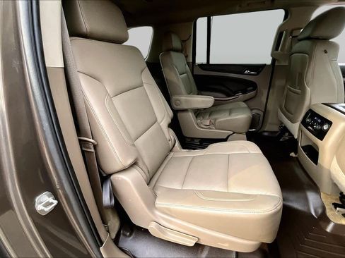 Used 2015 Chevrolet Suburban LTZ AWD/4WD image 20