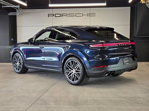 New 2026 Porsche Cayenne Coupe AWD/4WD image 3