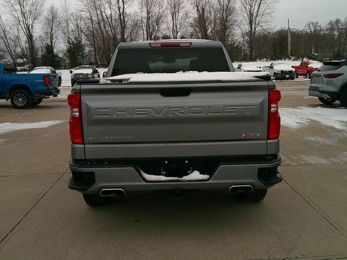 Used 2024 Chevrolet Silverado 1500 RST AWD/4WD image 7