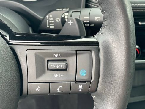 Certified 2023 Nissan Rogue SV w/ SV Premium B Package AWD/4WD image 18