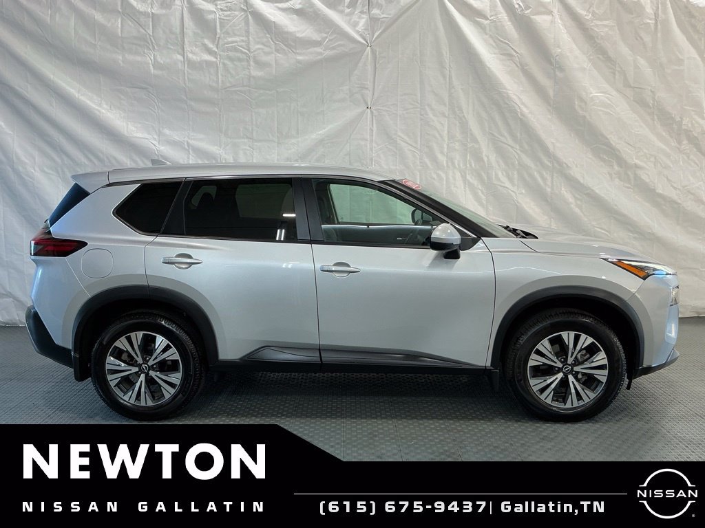 Used 2022 Nissan Rogue SV FWD image 4