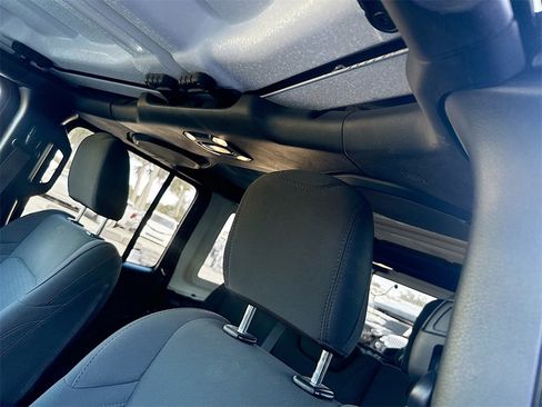 Used 2021 Jeep Wrangler Unlimited Sport S image 19