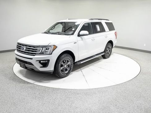 Used 2021 Ford Expedition XLT AWD/4WD image 36