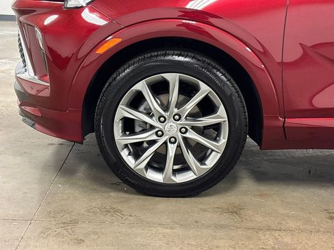 Used 2025 Buick Encore GX Avenir w/ Avenir Technology Package image 9