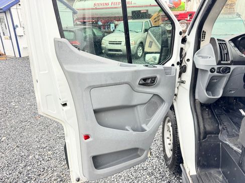 Used 2018 Ford Transit 250 148 Medium Roof RWD image 27