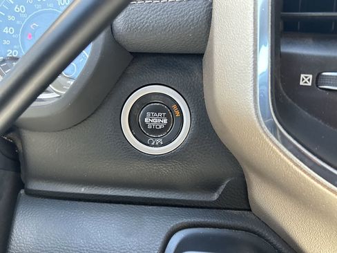Used 2019 RAM 3500 Laramie AWD/4WD image 23