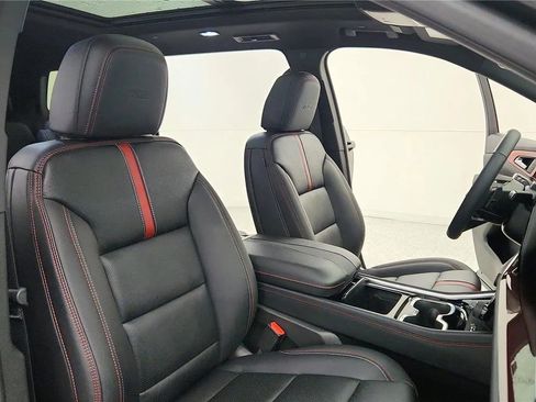 New 2026 Chevrolet Traverse RS AWD/4WD image 44