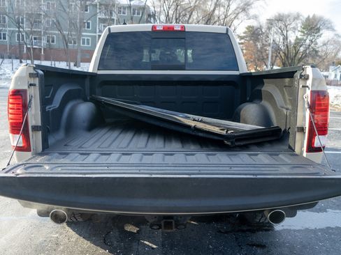 Used 2019 RAM 1500 Classic Warlock image 9