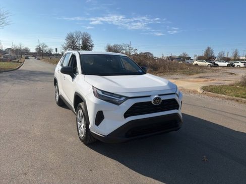 Used 2025 Toyota RAV4 LE image 2