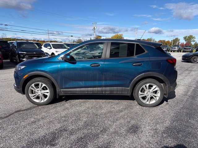 Used 2021 Buick Encore GX Preferred w/ Cold Weather Comfort Package AWD/4WD image 2