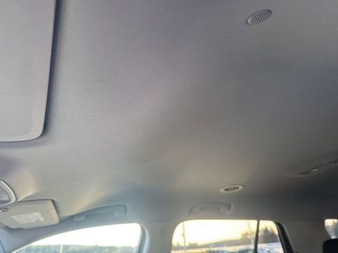 Used 2021 Chevrolet Traverse LS image 25