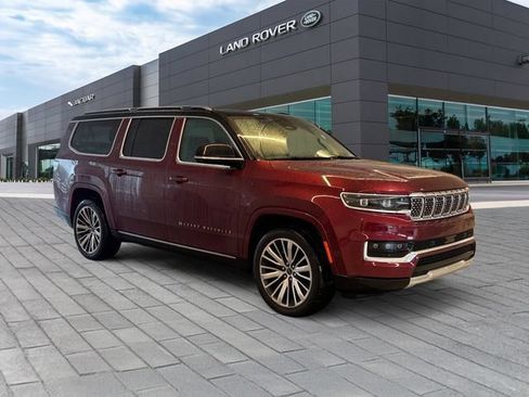 Used 2024 Jeep Grand Wagoneer L Series III AWD/4WD image 8