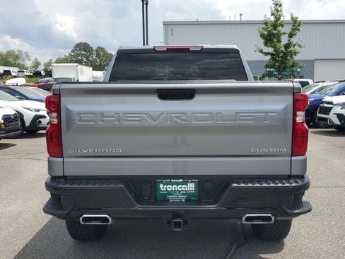 Used 2025 Chevrolet Silverado 1500 Custom Trail Boss AWD/4WD image 5