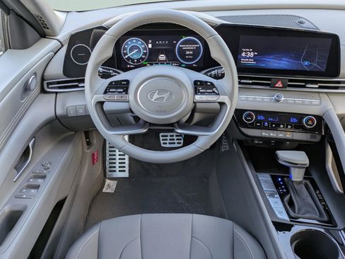 New 2026 Hyundai Elantra Sport image 18