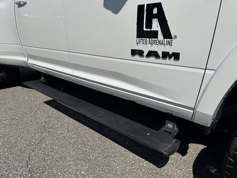 Used 2020 RAM 3500 Laramie w/ Night Edition image 6