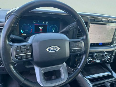 Used 2023 Ford F250 Lariat w/ Lariat Ultimate Package image 35