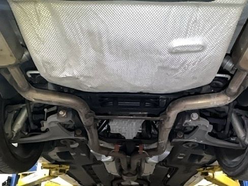 Used 2015 Maserati GranTurismo Sport image 81