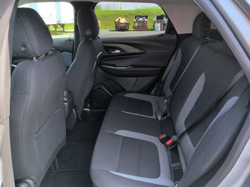 Certified 2026 Chevrolet TrailBlazer LT w/ Driver Confidence Package image 23