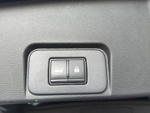 Certified 2023 Nissan Rogue Platinum w/ Platinum Premium Package image 15