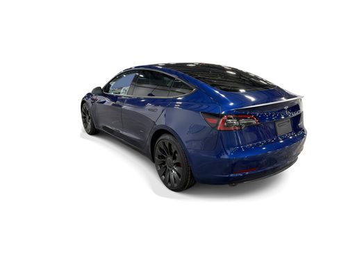 Certified 2023 Tesla Model 3 Performance AWD/4WD image 4