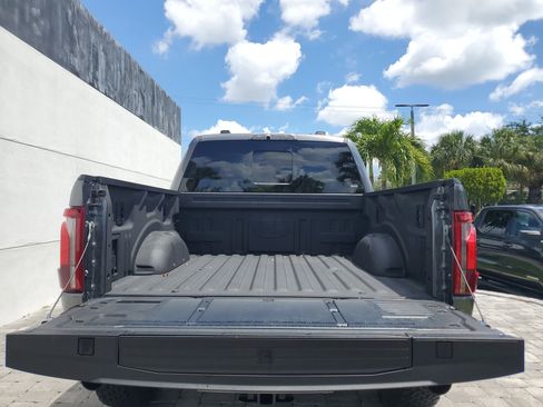Used 2025 Ford F150 Raptor AWD/4WD image 11