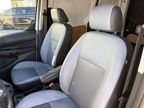 Used 2017 Ford Transit Connect XL image 18