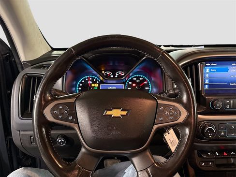 Used 2020 Chevrolet Colorado Z71 image 11