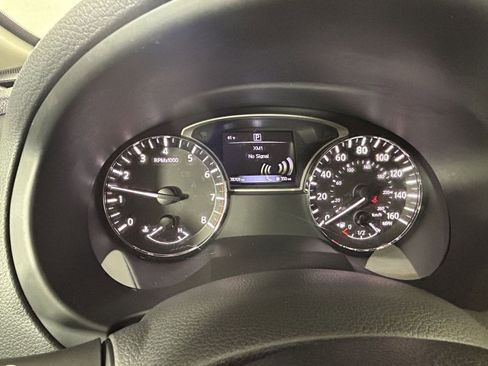 Used 2016 Nissan Altima 2.5 SL w/ Moonroof Package image 20