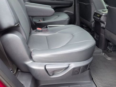 Certified 2026 Toyota Grand Highlander XLE image 26