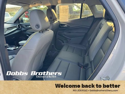 Used 2026 Chevrolet Trax ACTIV w/ Driver Confidence Package FWD image 14