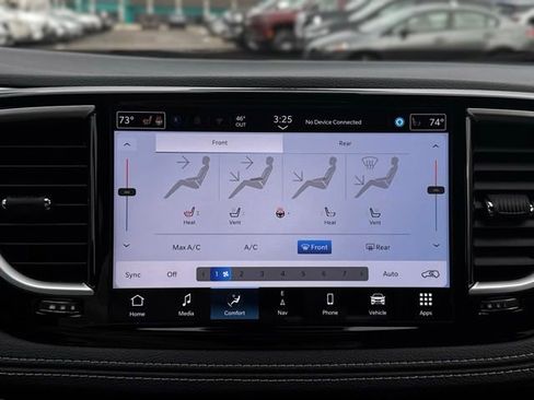 New 2026 Chrysler Pacifica Limited w/ Uconnect Theater Family Group image 42