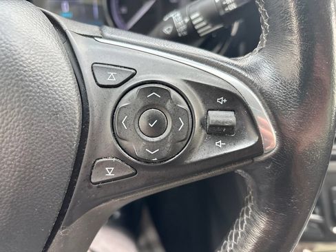Certified 2019 Buick Envision Essence AWD/4WD image 21