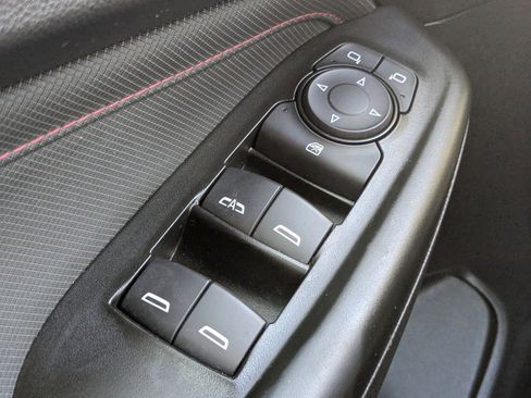 Used 2022 Chevrolet TrailBlazer RS image 21