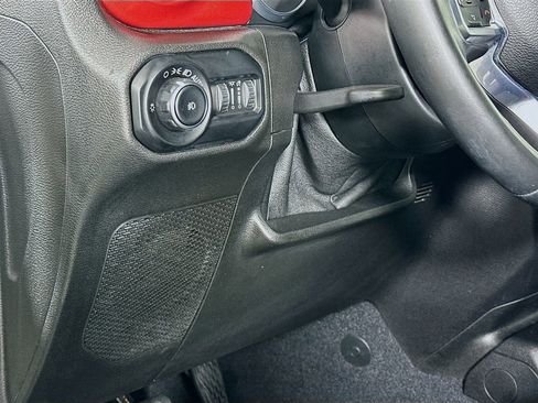 Used 2018 Jeep Wrangler Unlimited Rubicon w/ Dual Top Group image 10