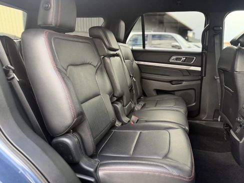Used 2018 Ford Explorer Sport w/ Ford Safe & Smart Package image 20