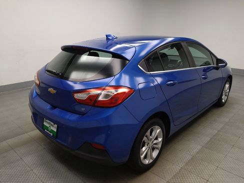 Used 2019 Chevrolet Cruze LT w/ Convenience Package FWD image 9