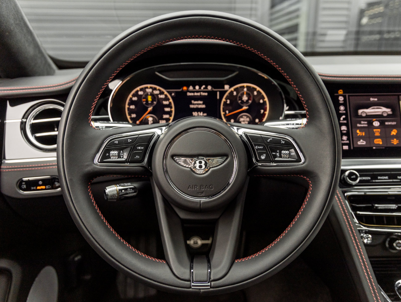 Used 2023 Bentley Flying Spur Azure AWD/4WD image 31