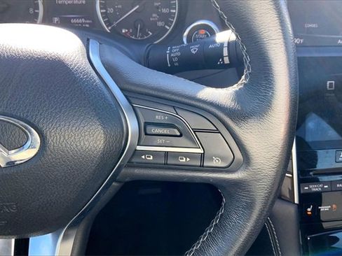 Used 2018 INFINITI Q50 Luxe w/ Essential Package (3.0T Luxe) image 15