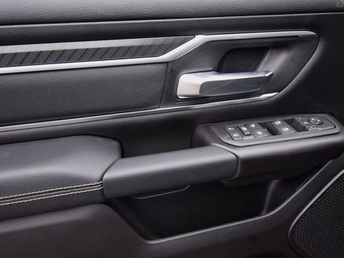 New 2026 RAM 1500 4x4 Crew Cab image 29