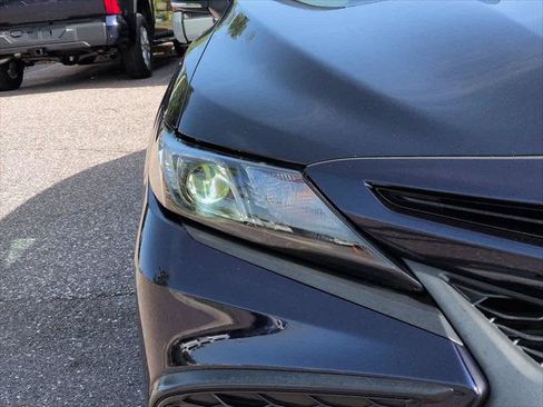 Certified 2021 Toyota Camry SE w/ Cold Weather Package FWD image 10
